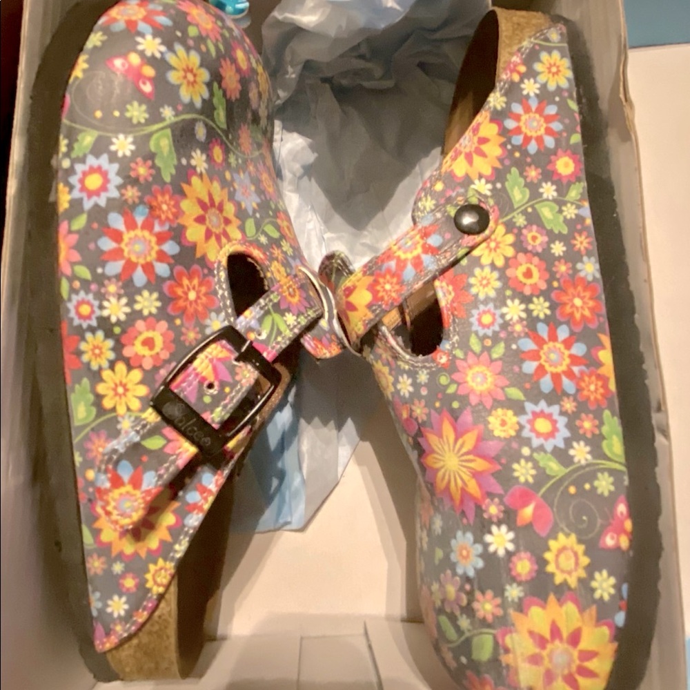 Calceo floral Mule slides 7.5